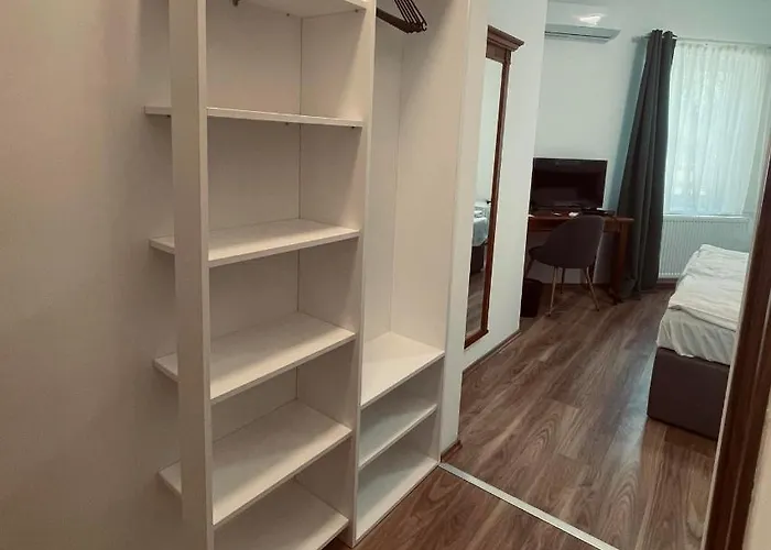 Fueredi Panzio Bed & Breakfast